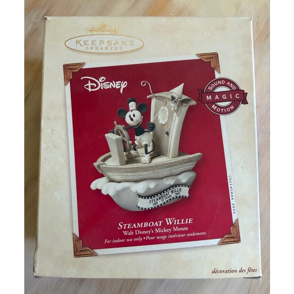 Hallmark Sound Magic Motion Ornament STEAMBOAT WILLIE Disney Mickey Mouse 2003